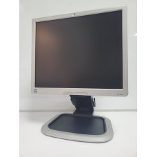 Монитор HP L1740 / 17" (1280x1024) TN CCFL / DVI-I, VGA, USB-Hub