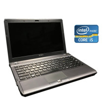 Ноутбук Sony Vaio VPCS11M9R / 13.3" TN / Core i5-520M (2(4) ядра по 2.4-2.9GHz) / 4GB DDR3 / 120GB SSD / HD Graphics / WebCam / DVD-ROM б/в